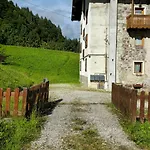 Rifugio Di Niki アパート
