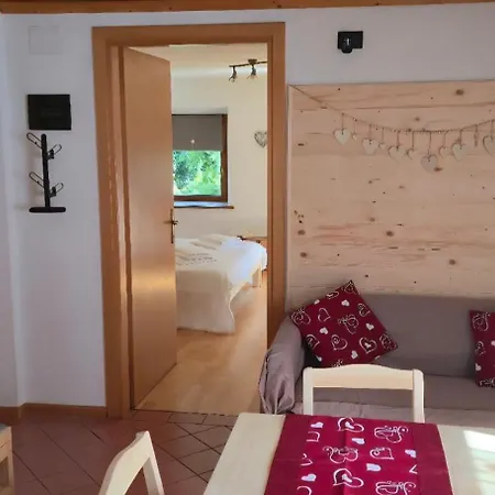 Rifugio Di Niki アパート