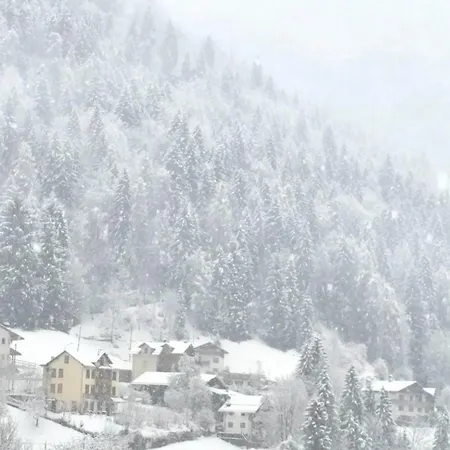 Rifugio Di Niki * ファルカーデ